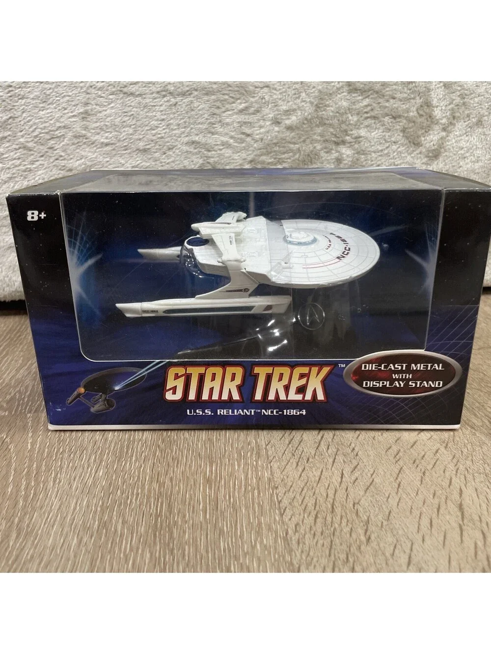 HOT WHEELS STAR TREK U.S.S. RELIANT NCC-1864 DIE-CAST W/ STAND *NEW*